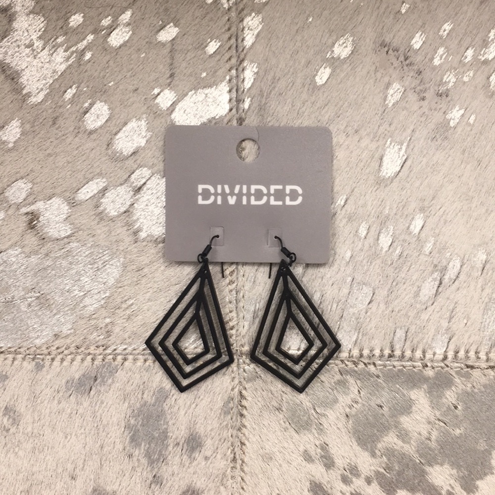 NWT Geometric Earrings - Picture 1 of 2